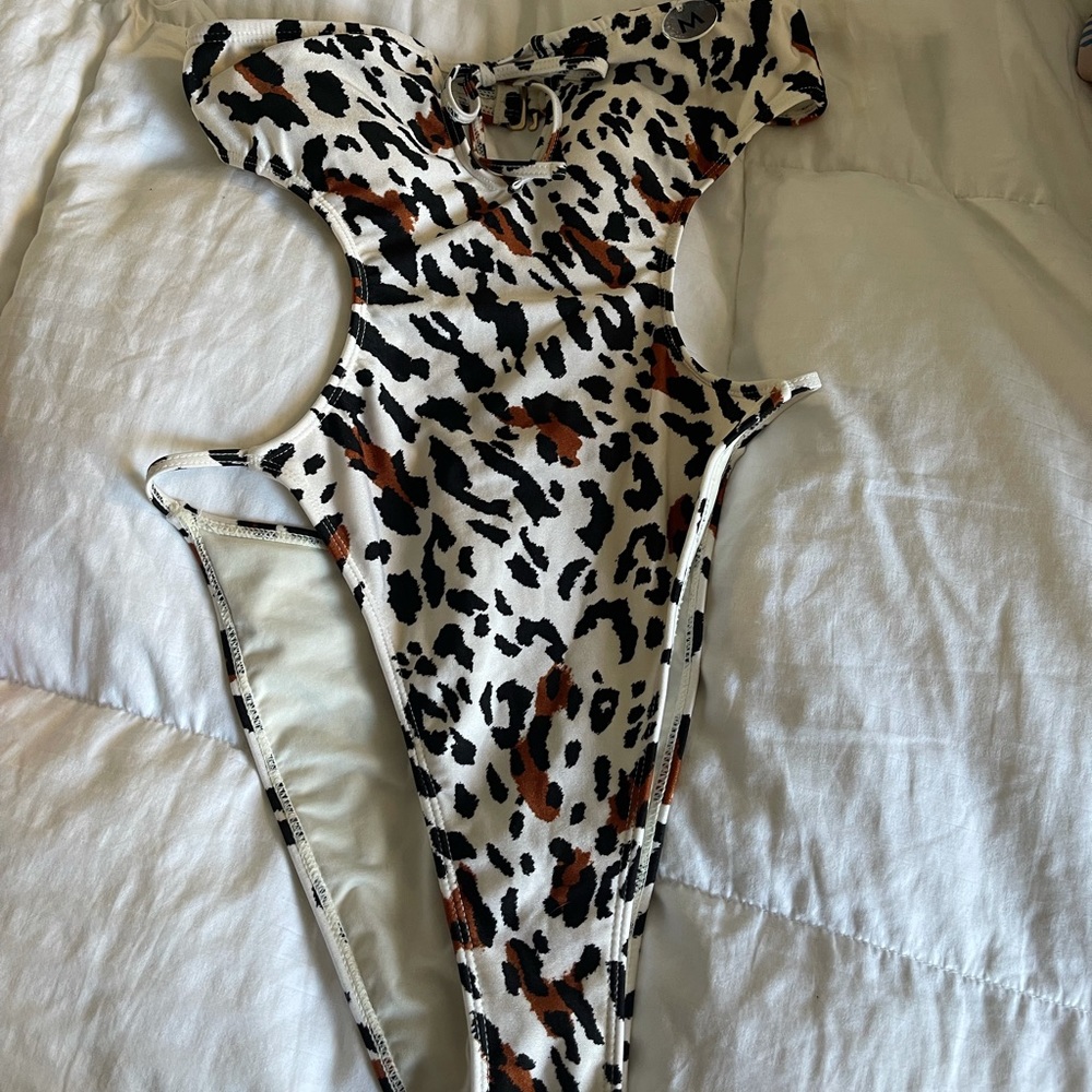 Forever 21 bathing suit